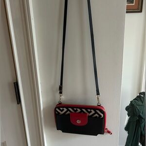 Stylish Spartina Black and Red Crossbody Bag EUC